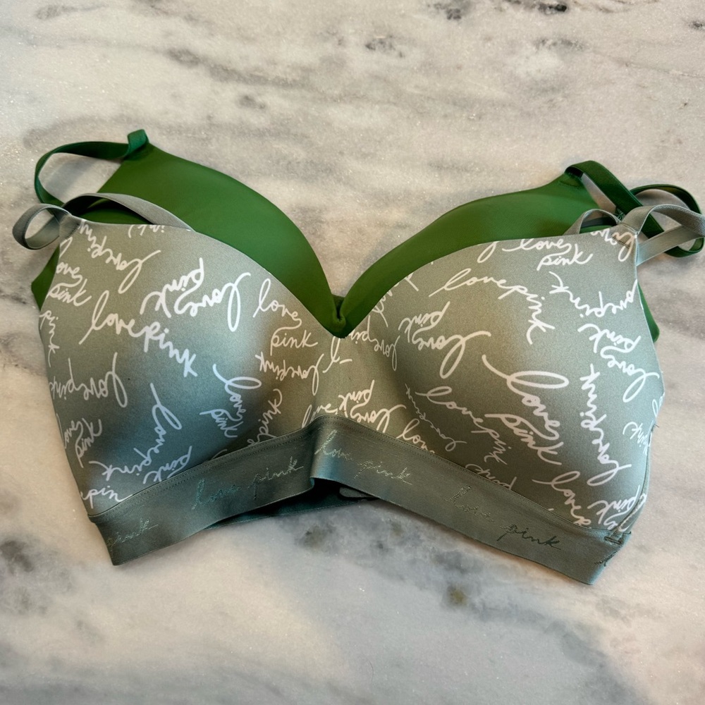 Set of 2 
PINK Wear Everywhere Wireless Push-up Bras 36D